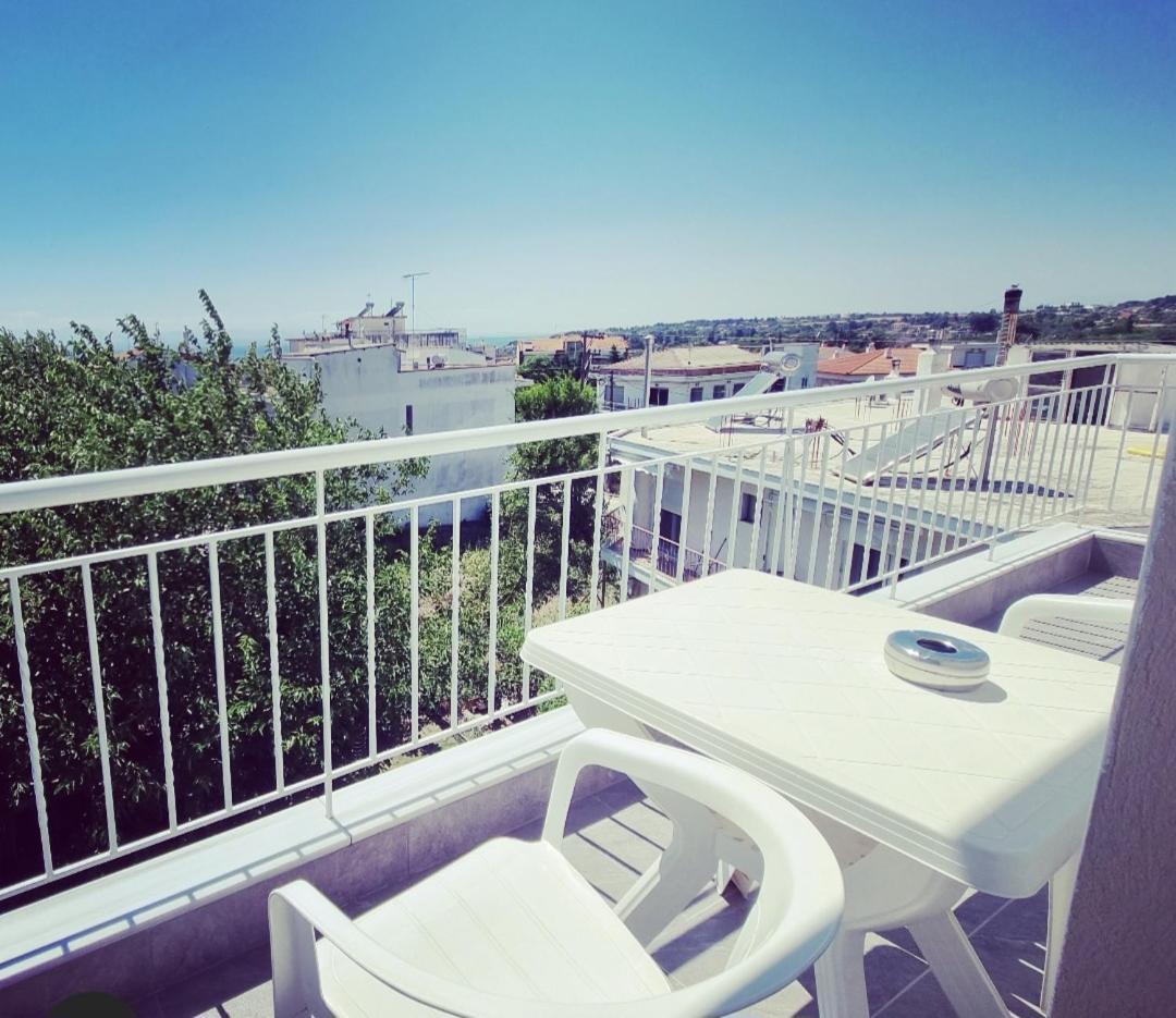 Tararas Apartments Nea Michaniona Esterno foto
